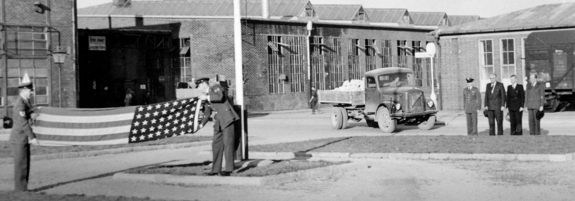 BMW plant munich being dismantled by several men.