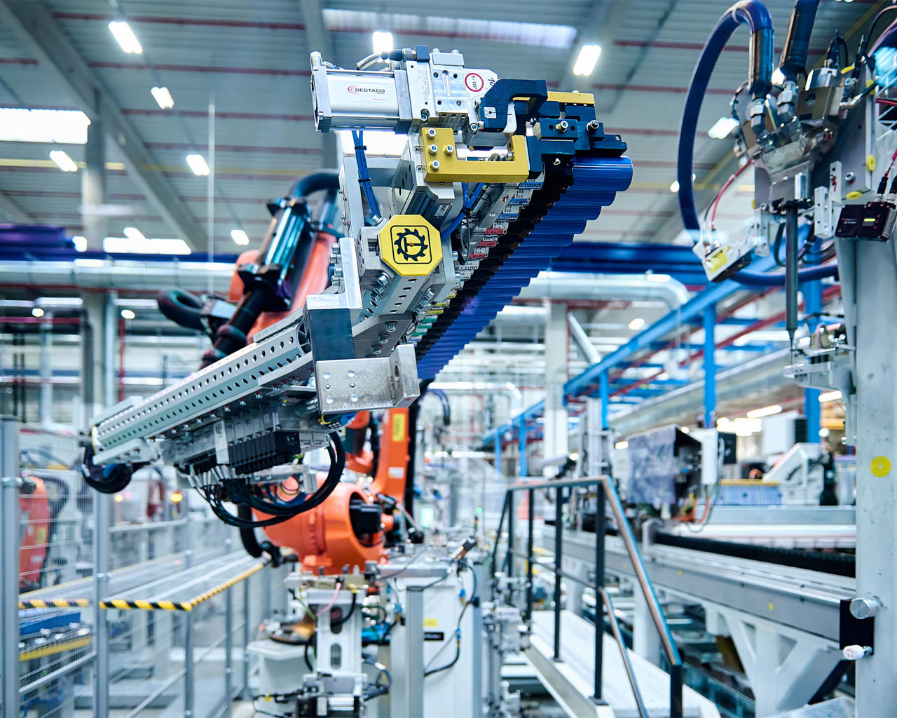 Gen6 high-voltage battery production at the BMW Group.