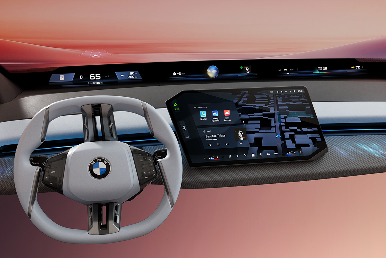 State-of-the-art: The first-ever BMW Panoramic iDrive with BMW Operating System X.