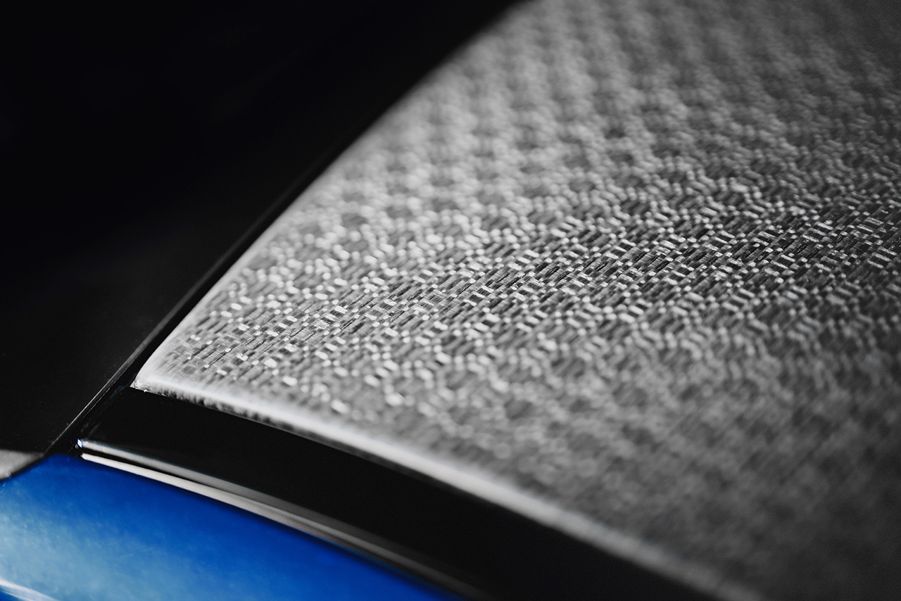 Close-up of a natural-fibre composite roof on a BMW Group car.