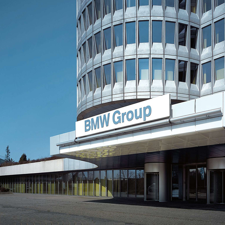 Die BMW Group richtet sich neu aus.