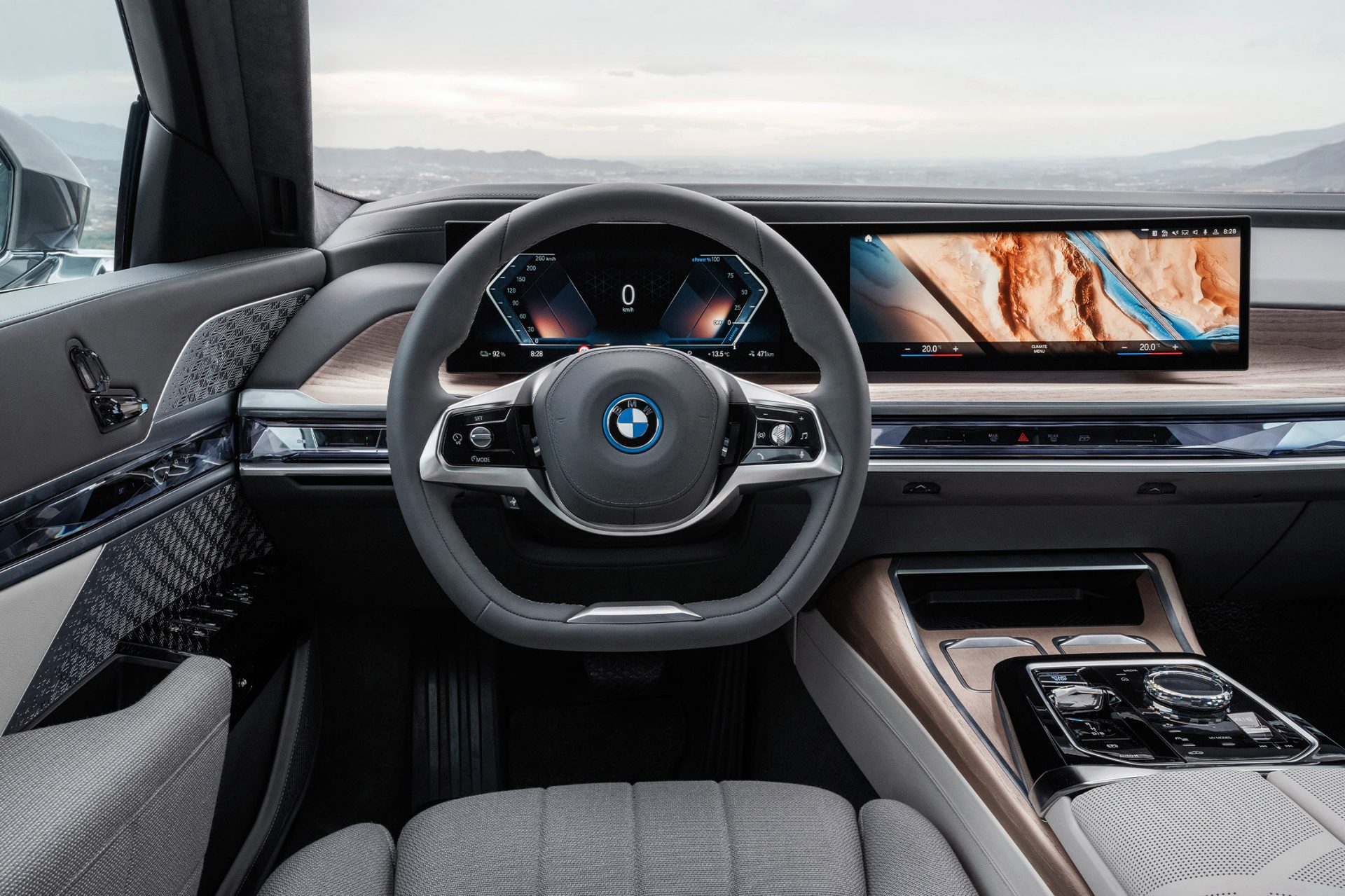 BMW i7