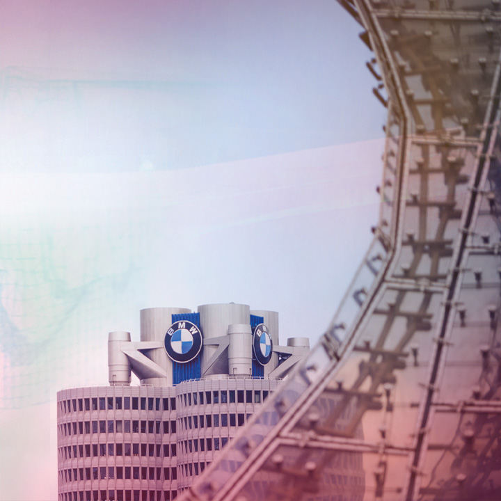 Blick auf das BMW Vierzylinder-Gebäude