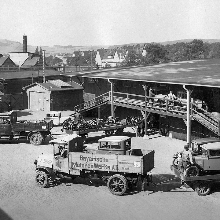 Auslieferung von BMW Fahrzeugen 1928.