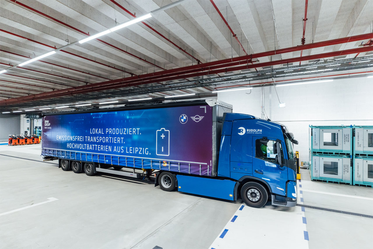 An electric truck in the production hall.